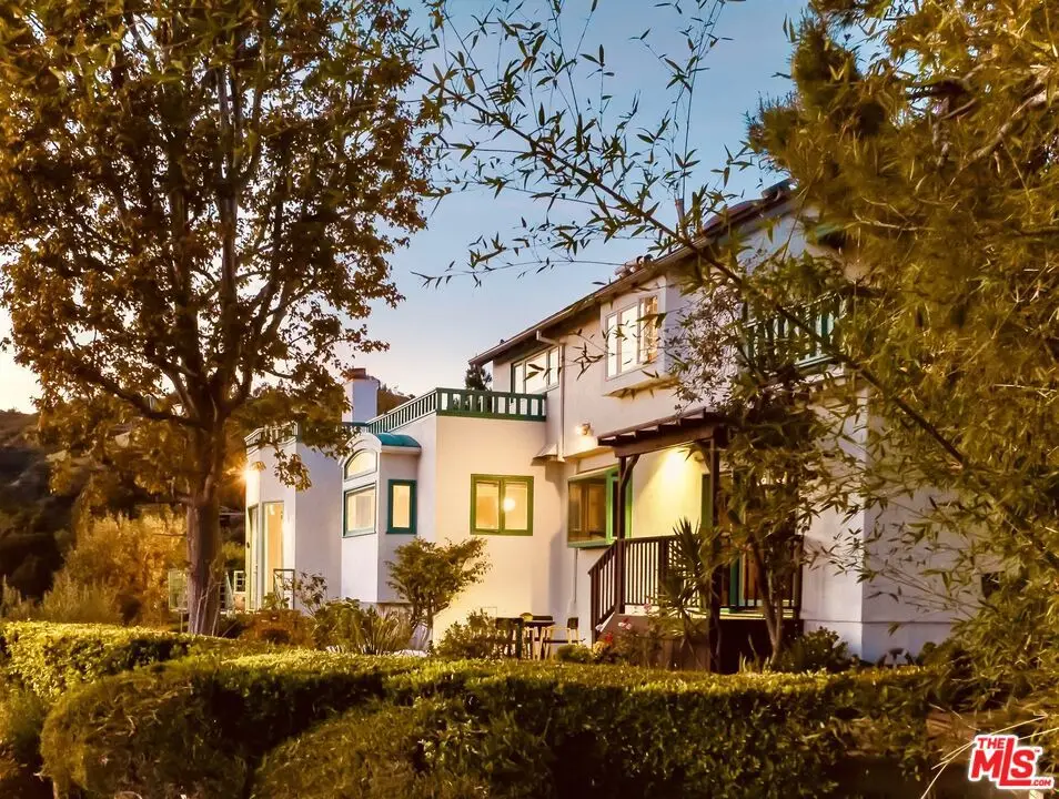 1030 N Kenter Avenue, Los Angeles, CA 90049 - #1