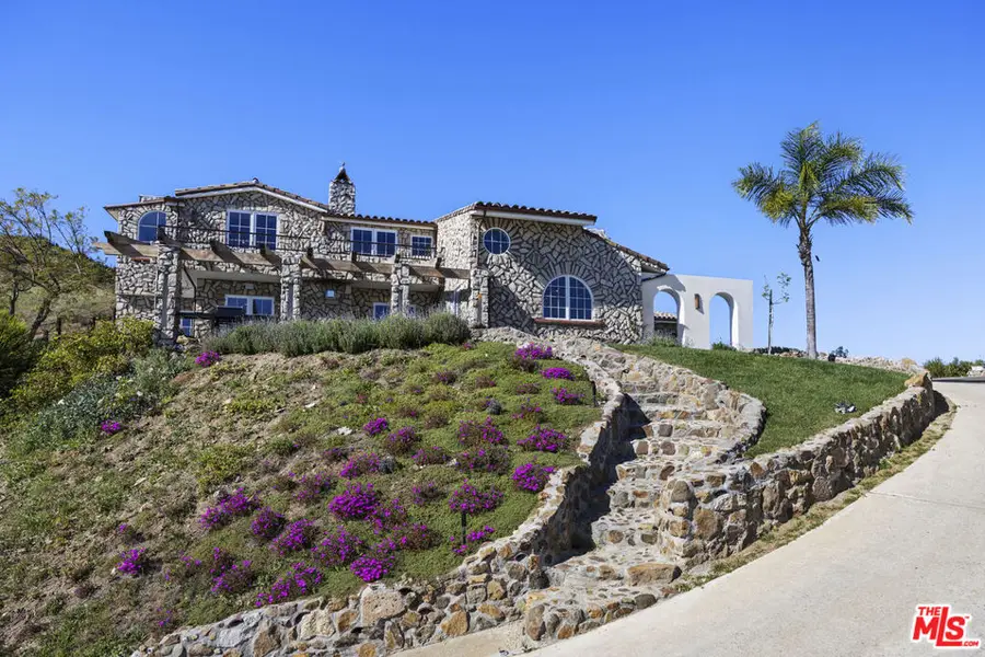 33239 Mulholland Highway, Malibu, CA 90265 - #2