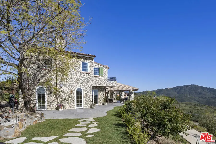 33239 Mulholland Highway, Malibu, CA 90265 - #3