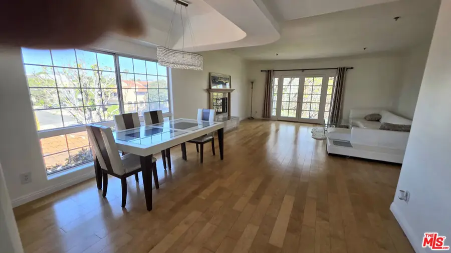 2205 S Bentley Avenue #302, Los Angeles, CA 90064 - #2