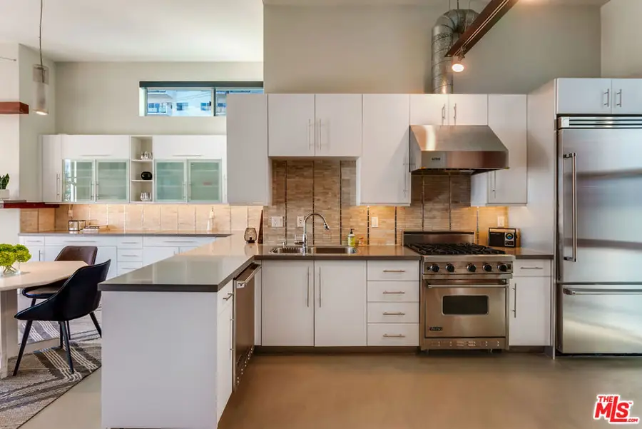 1152 N La Cienega Boulevard #201, West Hollywood, CA 90069 - #3