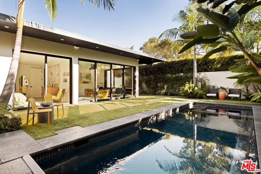 157 S Lucerne Boulevard, Los Angeles, CA 90004 - #2