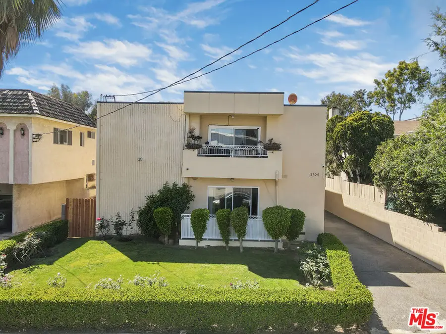 3709 S Bentley Avenue, Los Angeles, CA 90034 - #2