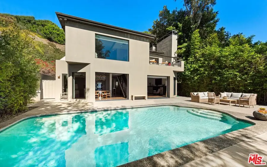 8540 Hedges Way, Los Angeles, CA 90069 - #2