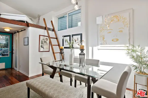 1653 N Beverly Glen Boulevard, Los Angeles, CA 90077