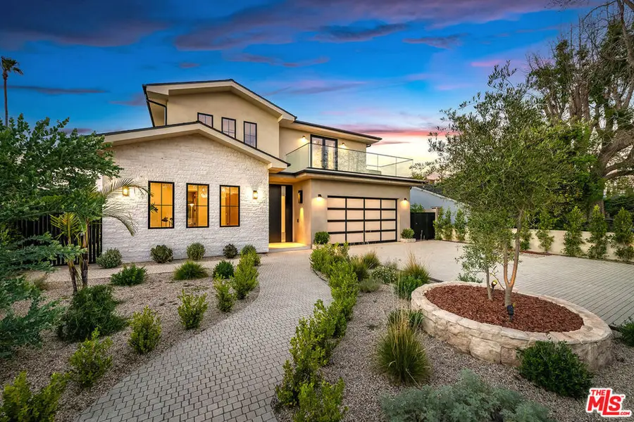 12427 Cumpston Street, Valley Village, CA 91607 - #2