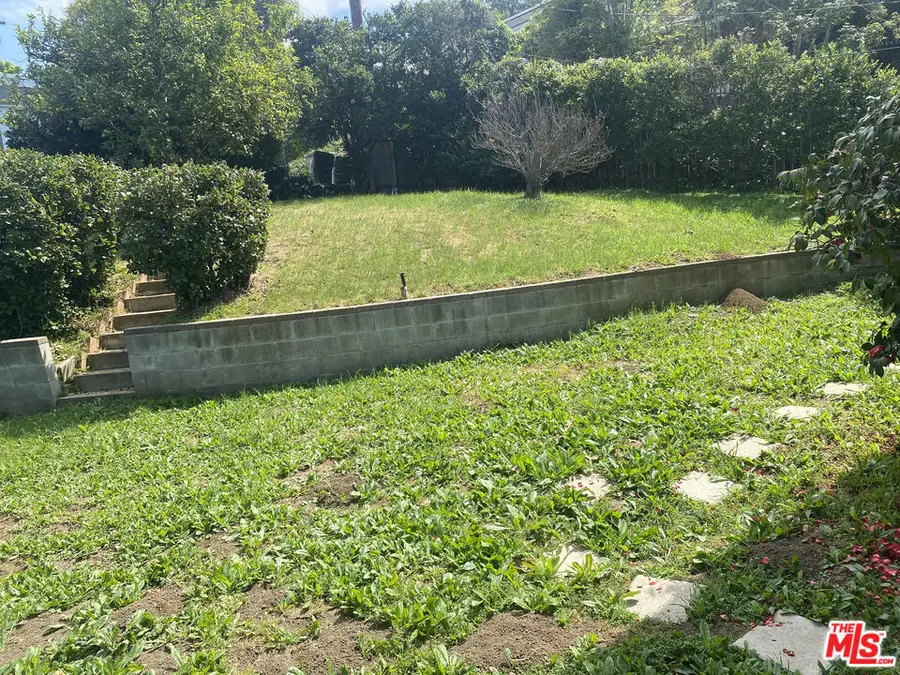 3348 Bennett Drive, Los Angeles, CA 90068 - #3