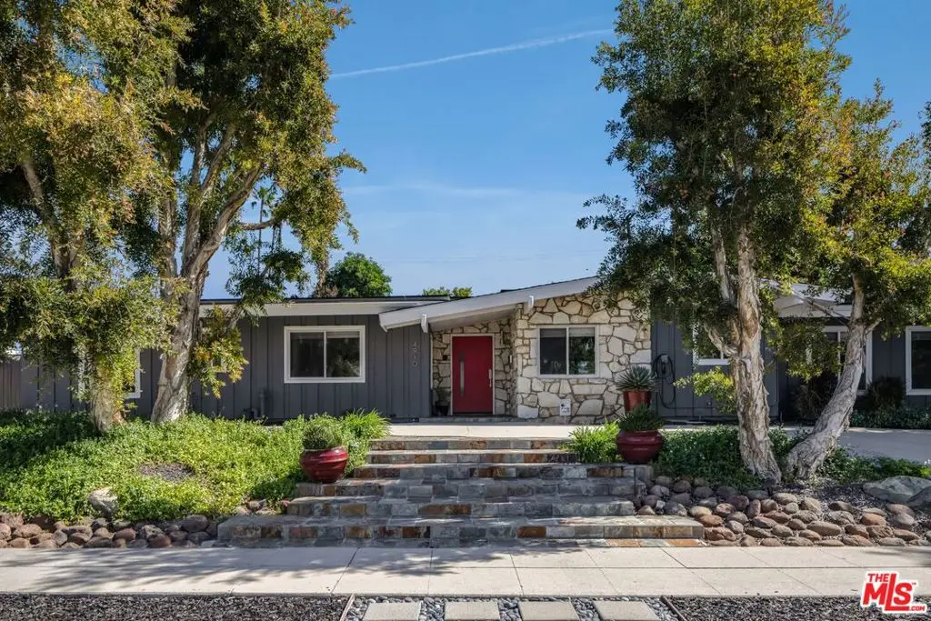 4910 Abbeyville Avenue, Woodland Hills, CA 91364 - #1