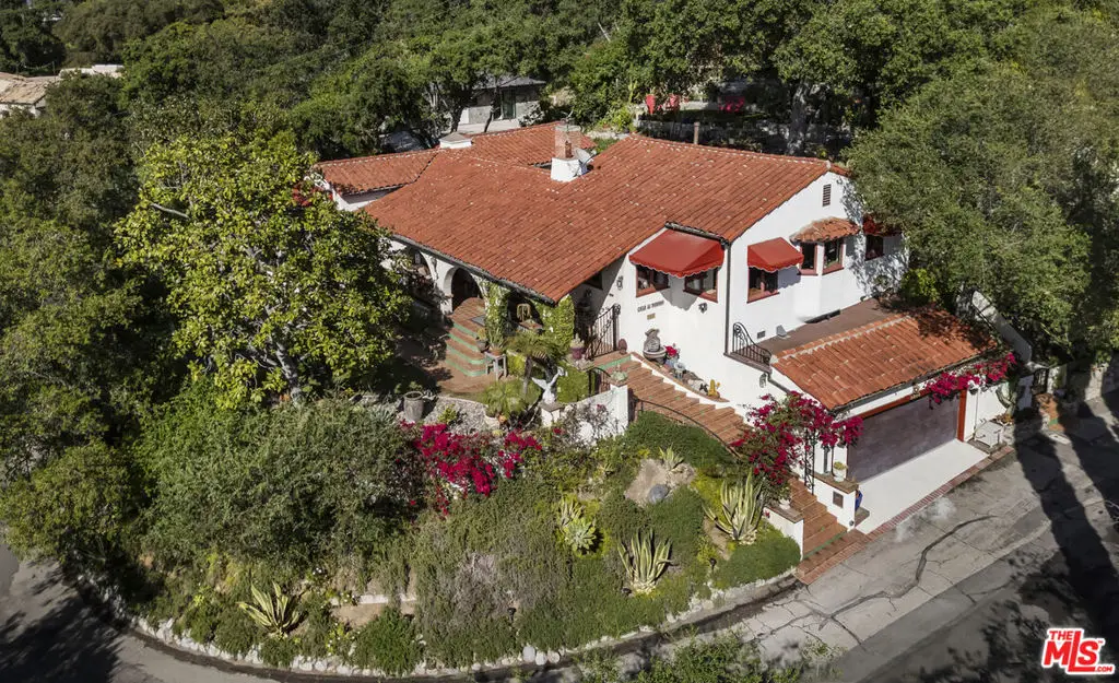 3290 Buckingham Road, Glendale, CA 91206 - #1