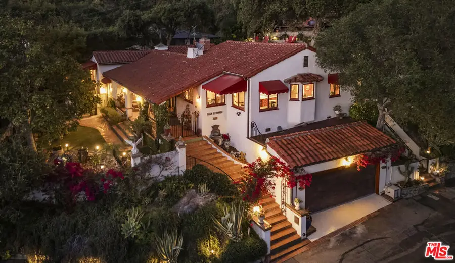 3290 Buckingham Road, Glendale, CA 91206 - #2