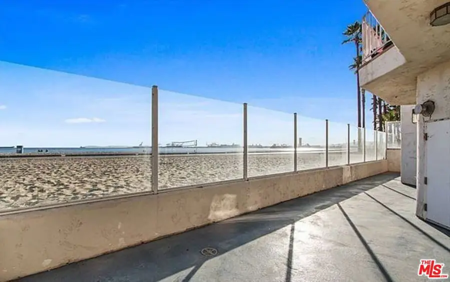 25 15th Place #101, Long Beach, CA 90802 - #2