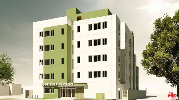 6901 Woodman Avenue, Van Nuys, CA 91405