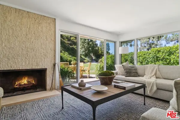 1726 Stone Canyon Road, Los Angeles, CA 90077