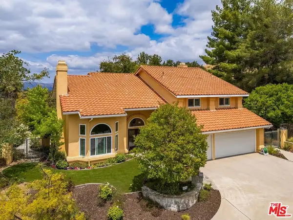 22400 Calipatria Drive, Calabasas, CA 91302