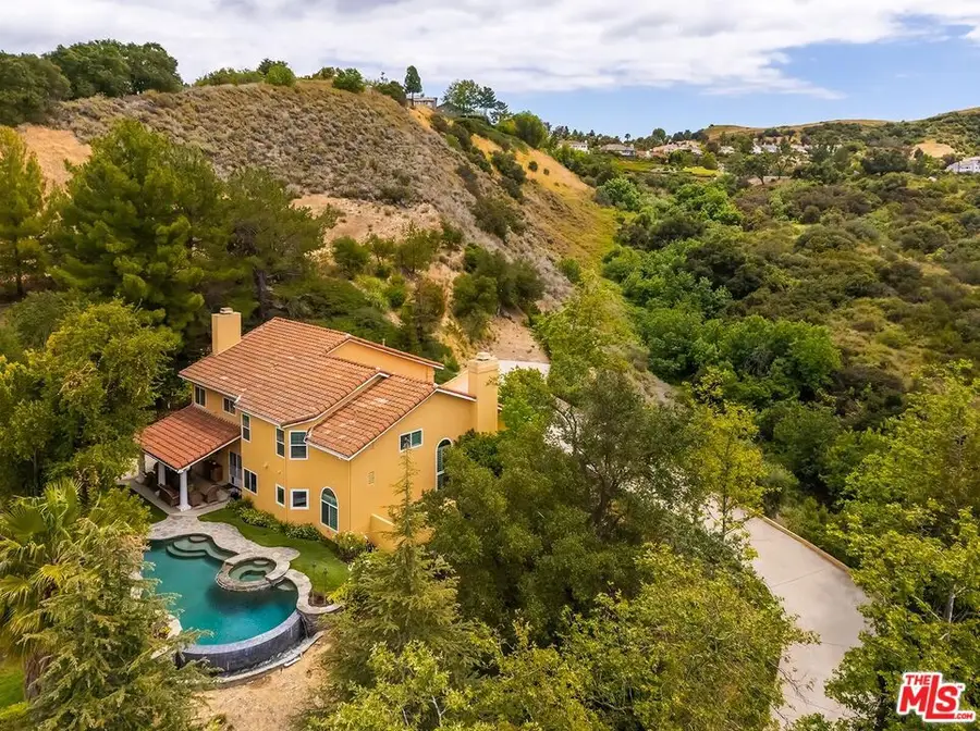 22400 Calipatria Drive, Calabasas, CA 91302 - #3