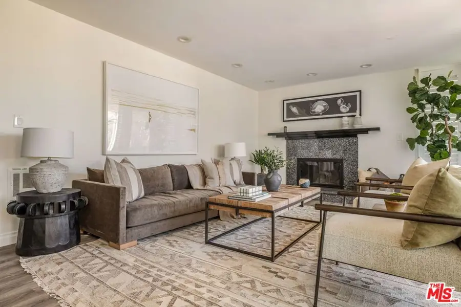 30 Driftwood Street #4, Marina Del Rey, CA 90292 - #3