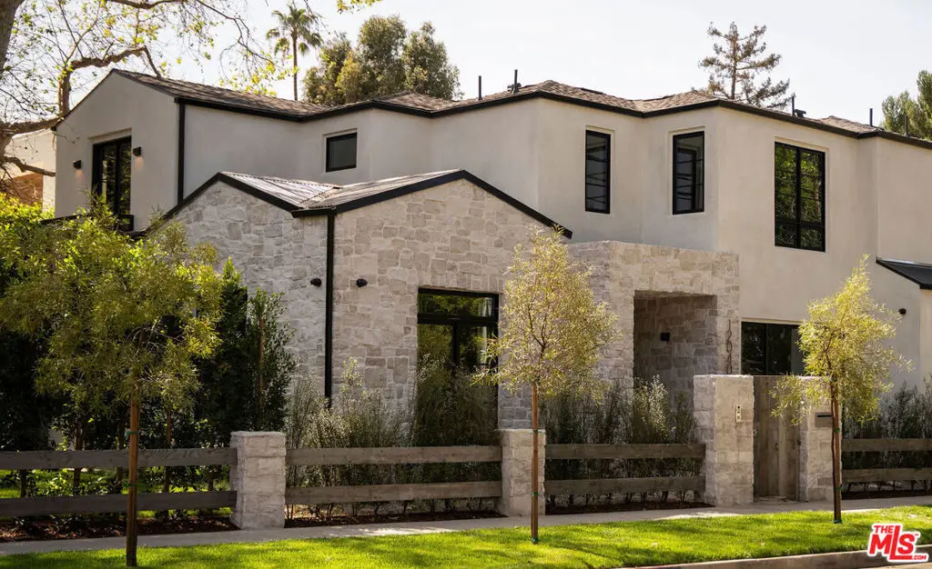 12040 Maxwellton Road, Studio City, CA 91604 - #1