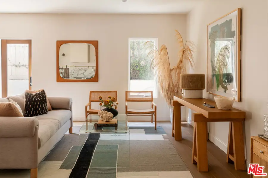 931 S Sycamore Avenue, Los Angeles, CA 90036 - #2