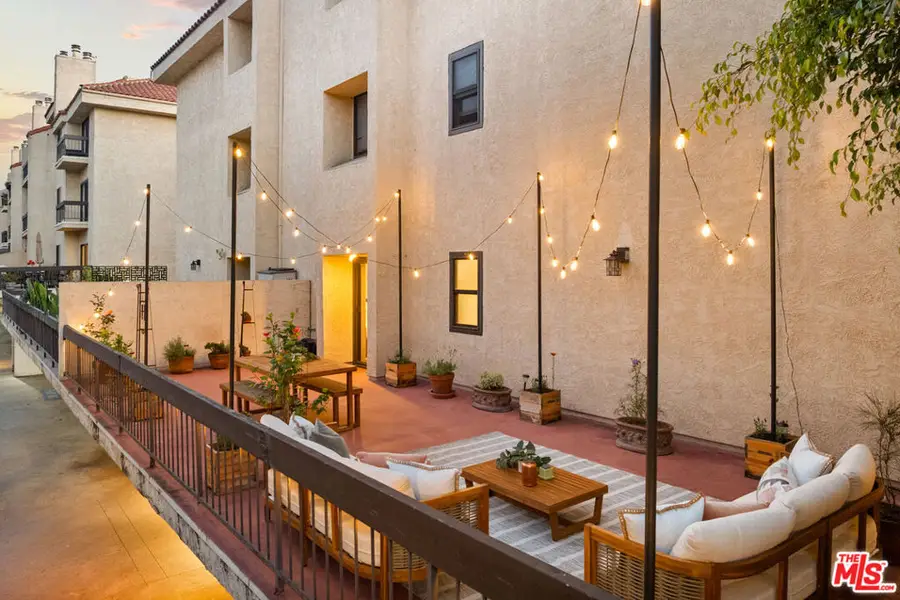 8180 Manitoba Street #102, Playa Del Rey, CA 90293 - #2