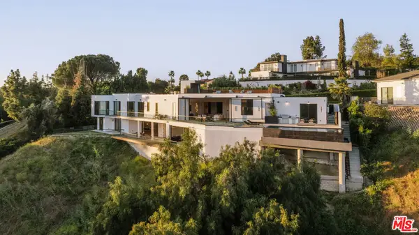 15834 High Knoll Road, Encino, CA 91436
