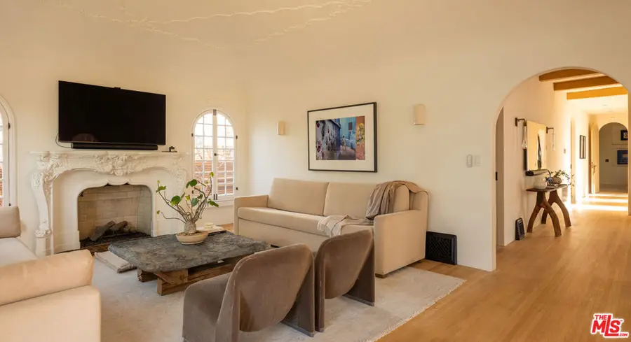 330 N Arden Boulevard, Los Angeles, CA 90004 - #3