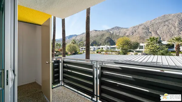 588 E San Lorenzo Road #201, Palm Springs, CA 92264