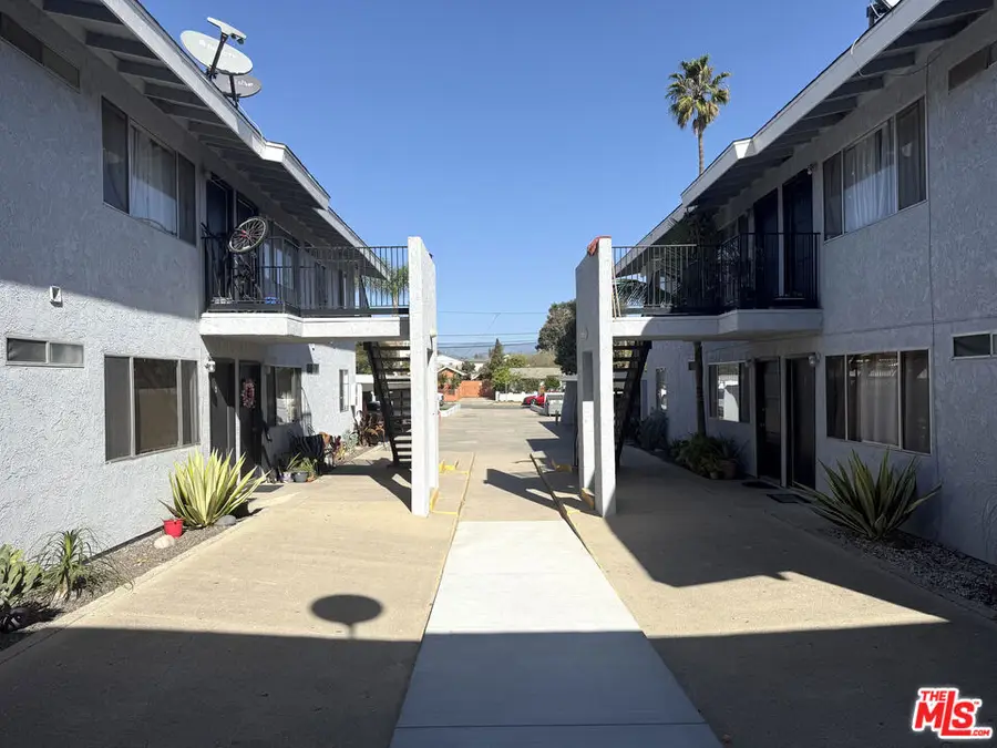 176 W Ramona Street, San Buenaventura Ventura, CA 93001 - #2