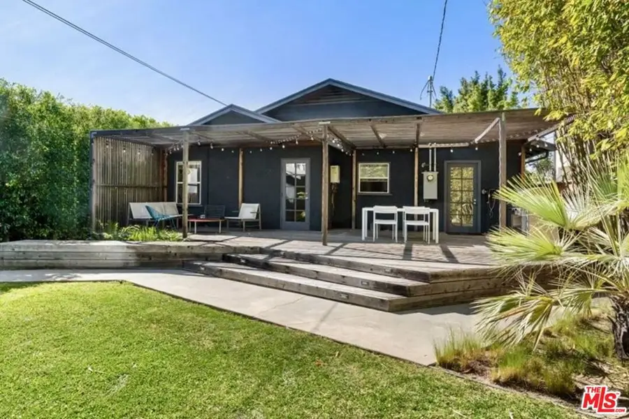 1282 Meadowbrook Avenue, Los Angeles, CA 90019 - #3