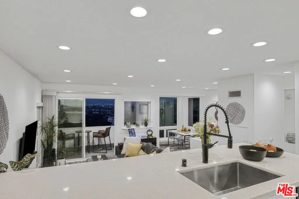 4112 Vanetta Place Place, Studio City, CA 91604 - #1