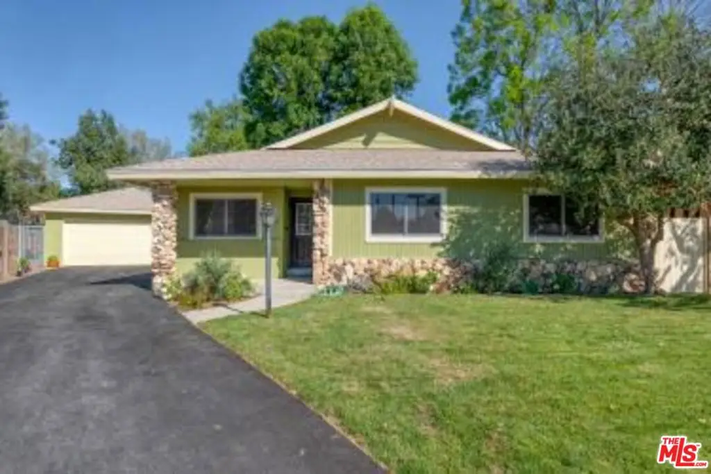 6723 Bianca Avenue, Lake Balboa, CA 91406 - #1