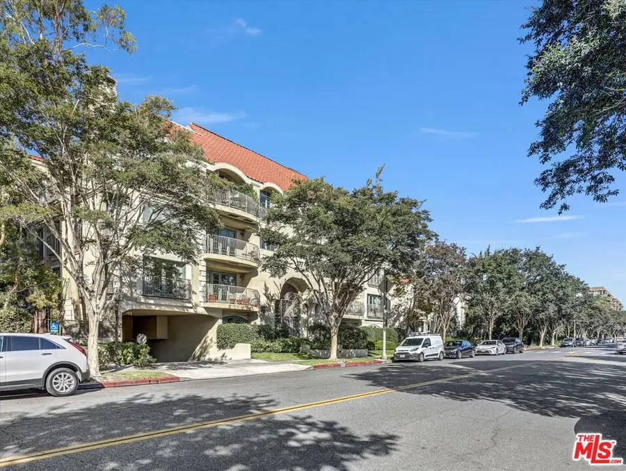 277 S Spalding Drive #102, Beverly Hills, CA 90212 - #2