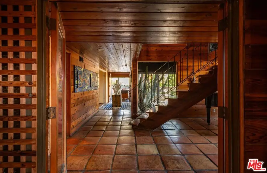 6105 Mulholland Highway, Los Angeles, CA 90068 - #2