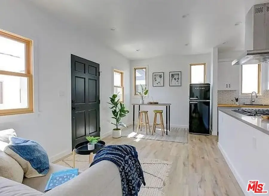 1269 4th Avenue, Los Angeles, CA 90019 - #2