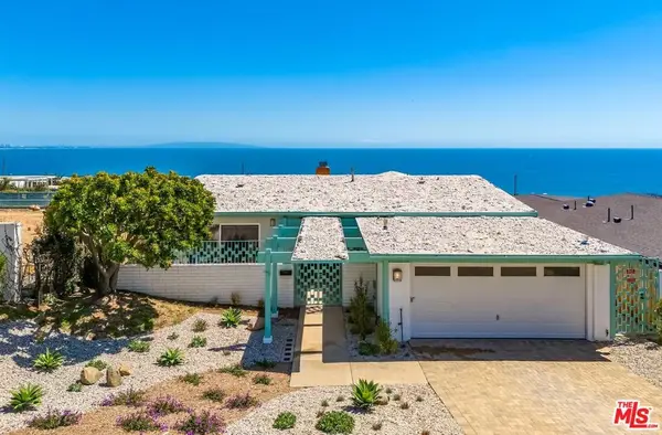 18152 Kingsport Drive, Malibu, CA 90265