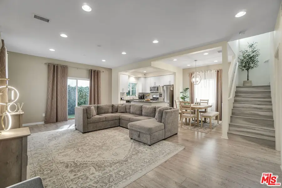 22755 Walnut Park Lane #5, Newhall, CA 91321 - #2