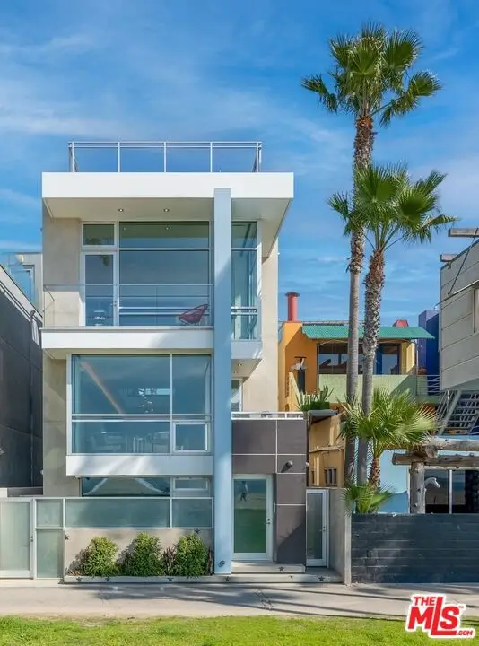 2505 Ocean Front Walk, Venice, CA 90291