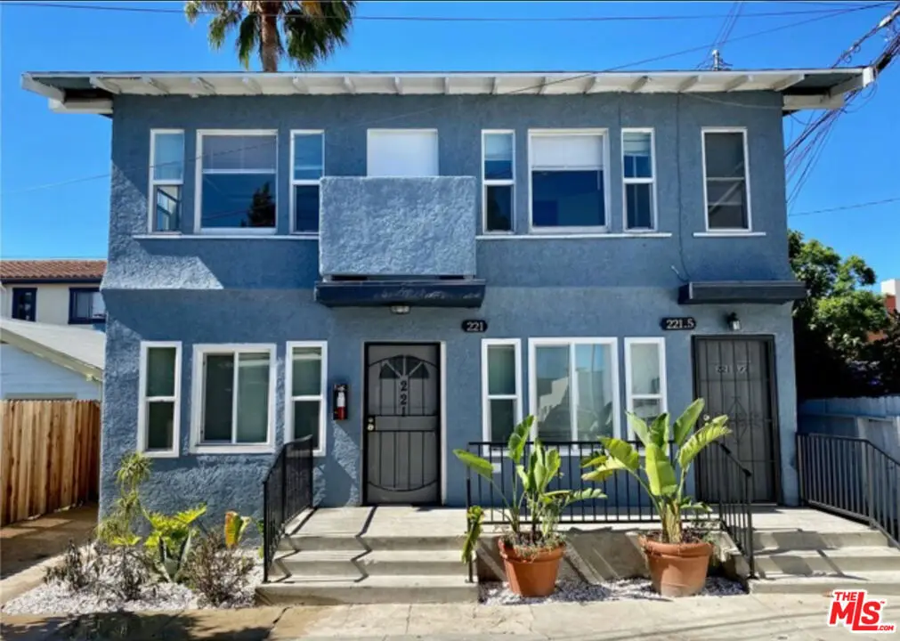 219 E 10th Street, Long Beach, CA 90813 - #1