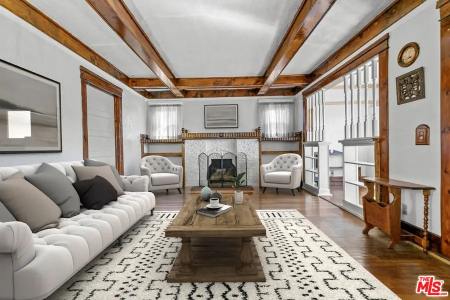 945 W 54th Street, Los Angeles, CA 90037 - #2