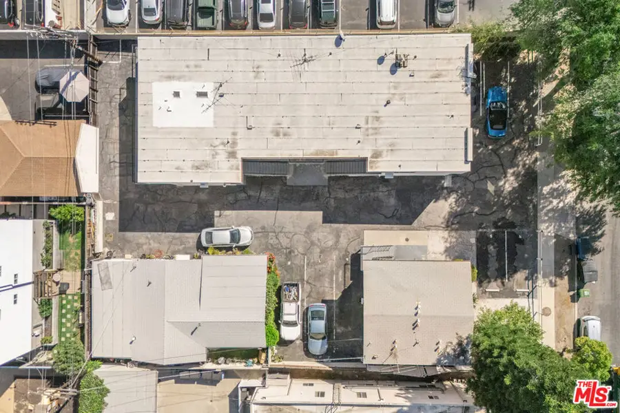 14525 Albers Street, Sherman Oaks, CA 91411 - #2