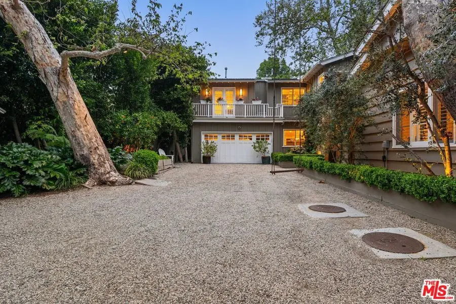 3354 Mandeville Canyon Road, Los Angeles, CA 90049 - #3