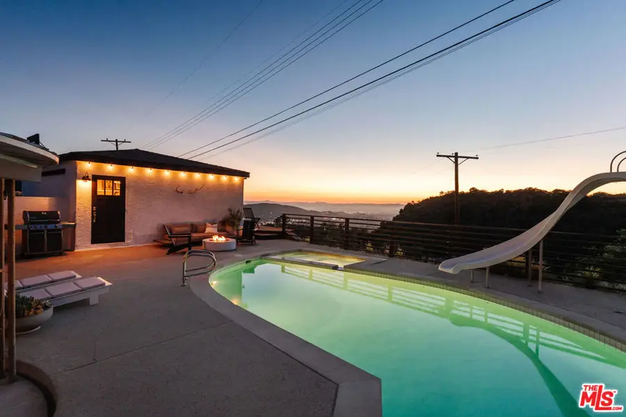 10879 Hillhaven Avenue, Tujunga, CA 91042 - #3