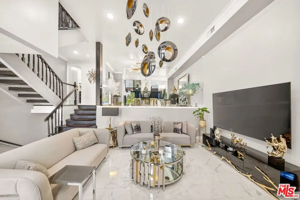 5305 White Oak Avenue #F, Encino, CA 91316 - #1