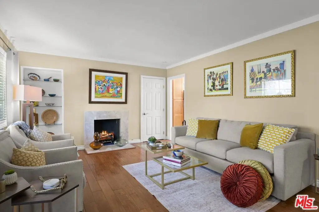 5464 Village Green, Los Angeles, CA 90016 - #1