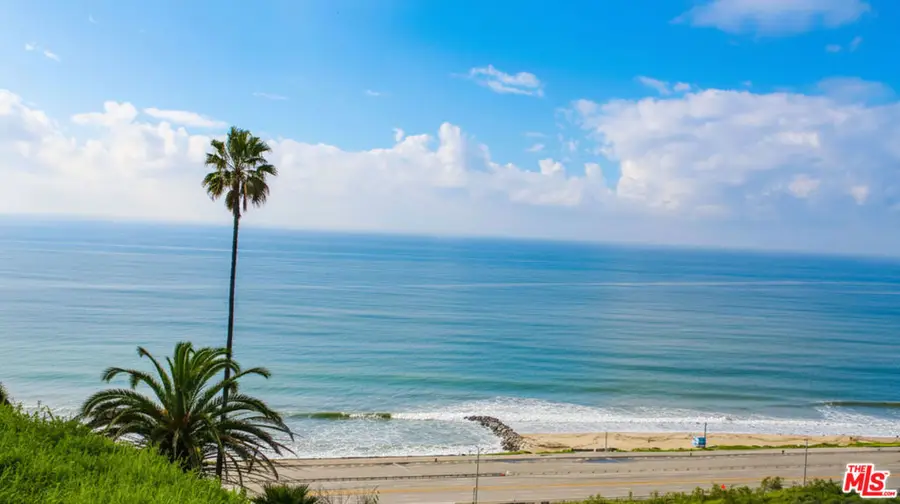 15241 Via De Las Olas, Pacific Palisades, CA 90272 - #2