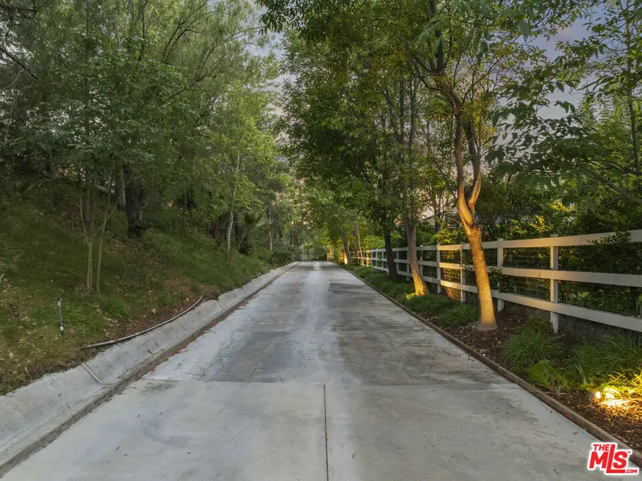 26954 Whitehorse Place, Canyon Country, CA 91387 - #3