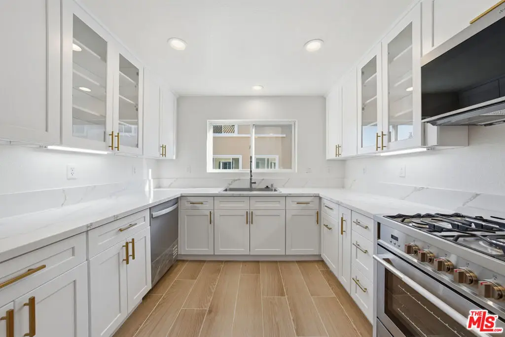 25715 Wagner Way #B, Stevenson Ranch, CA 91381 - #1