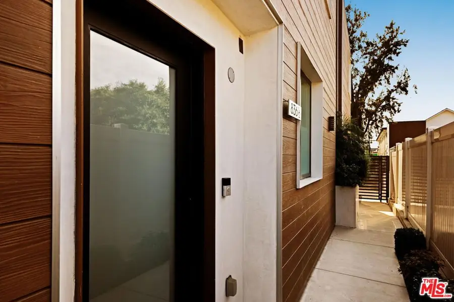 1/2 N Mccadden Place, Los Angeles, CA 90038 - #3