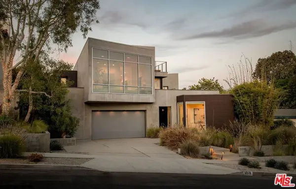 3218 Maplewood Avenue, Los Angeles, CA 90066