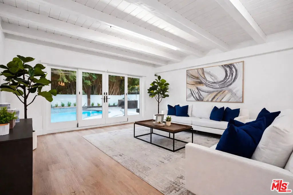 5439 Gentry Avenue, Valley Village, CA 91607 - #1