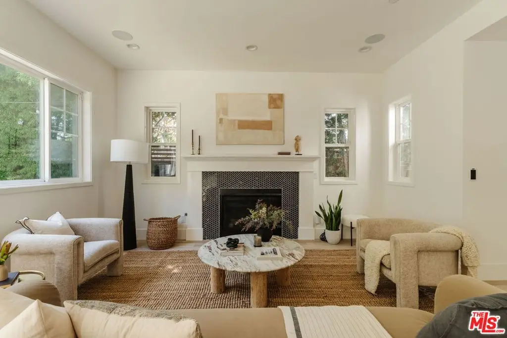 3914 Keeshen Drive, Los Angeles, CA 90066 - #1